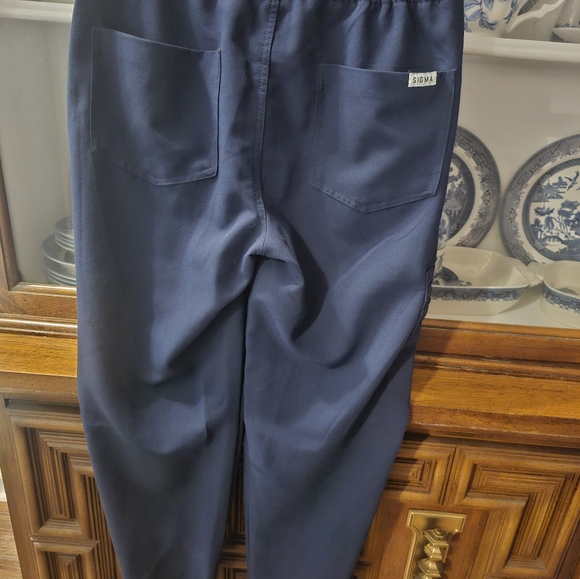 Set! Sigma Navy Small Scrub Set - Picture 6 of 8